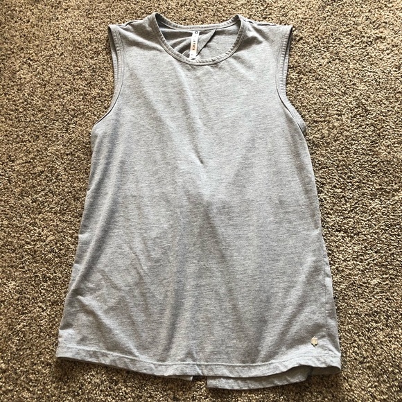 Fabletics tank - Picture 2 of 4